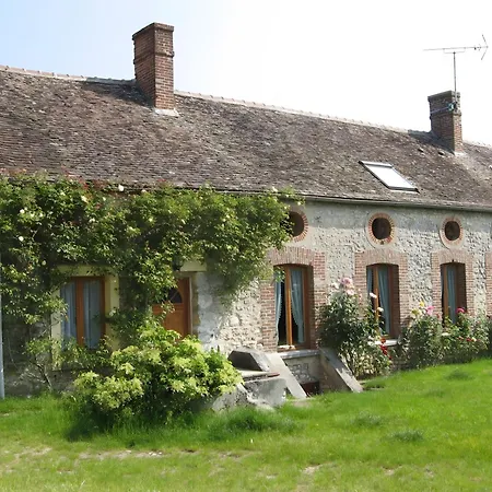 Haras De La Fontaine Diva 度假居 Poligny (Seine-et-Marne)